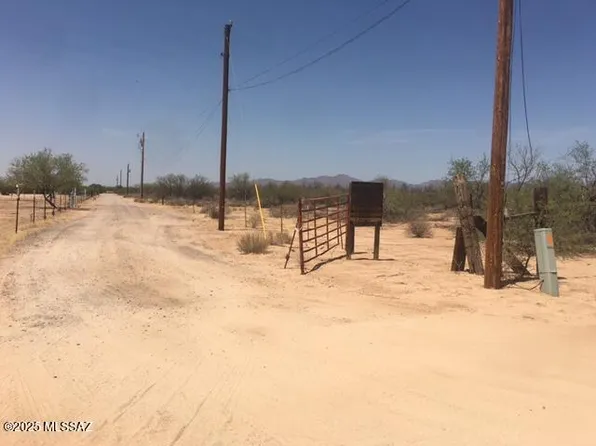 12760 W Carolyn Ln, Tucson, AZ 85735