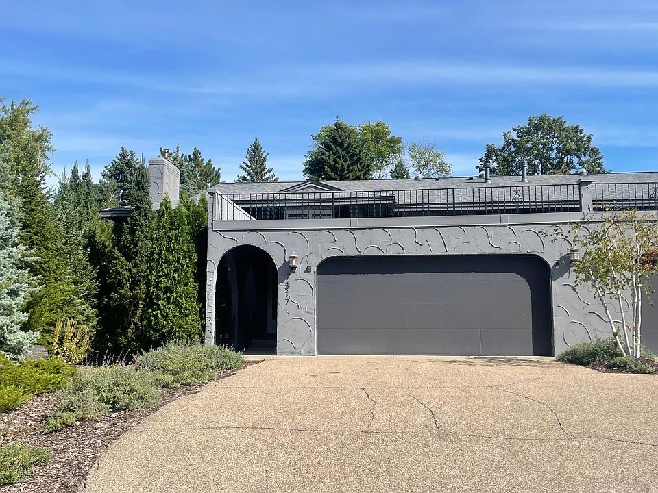 Beautifully Landscaped on a quiet street.