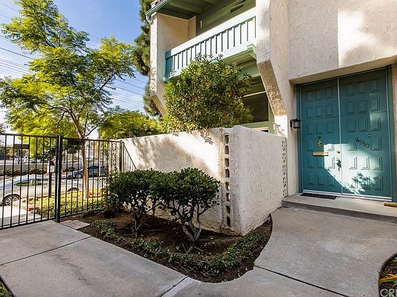 2nd image of 4910 1/2 McConnell Ave