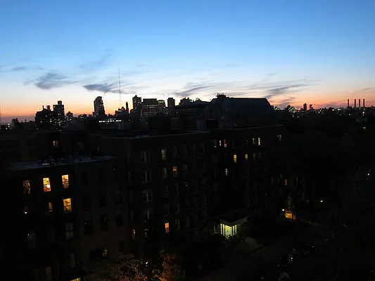 Sold by Real Direct | media 20