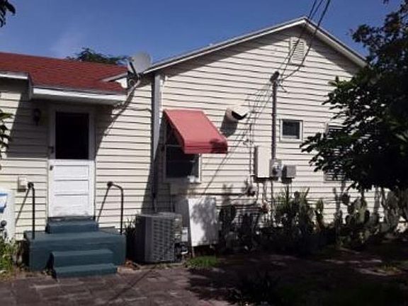 3rd image of 718 44th St