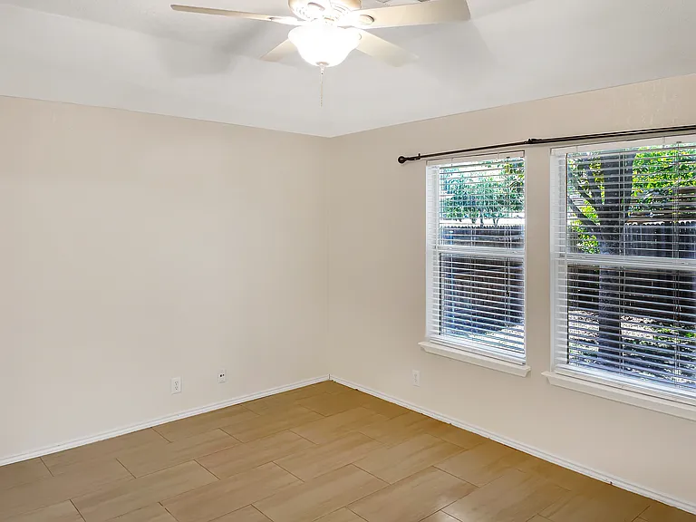6512 Sally Agee — Photo 14