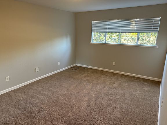 4th image of 1851 Salem Ave #11532329