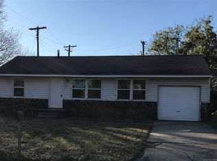 4310 N Detroit Pl, Tulsa, OK 74106