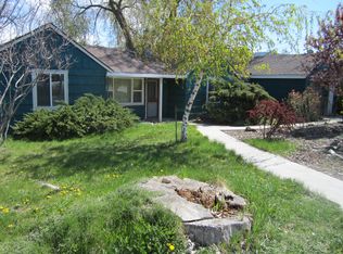 2 Blackler Rd, Oroville, WA 98844