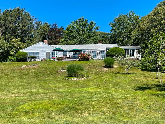 2nd image of 94 Weaver Ln