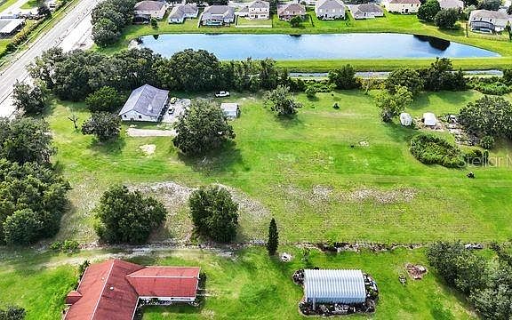 5th image of 4121 Boggy Creek Rd