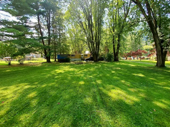 37 Sweely Dr, Waterville, PA 17776