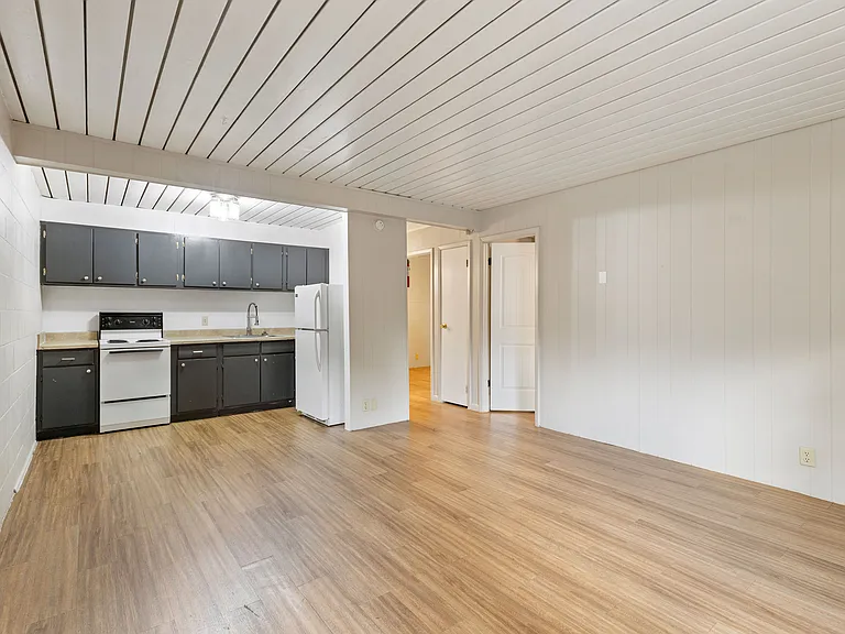 Wildwood Rental Properties — Photo 31