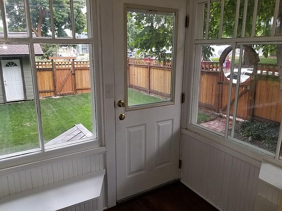5th image of 1335 E Nina Ave