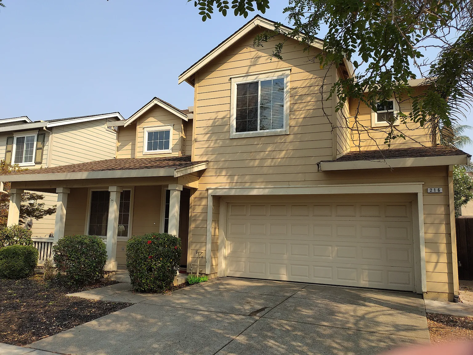 4 bed, 2290 sqft, $3,600 — Photo 1