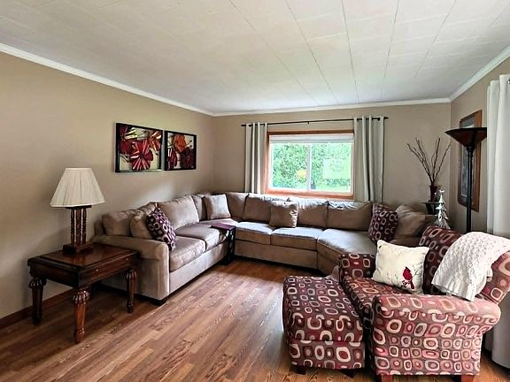 5th image of 1157 Hamilton Rd