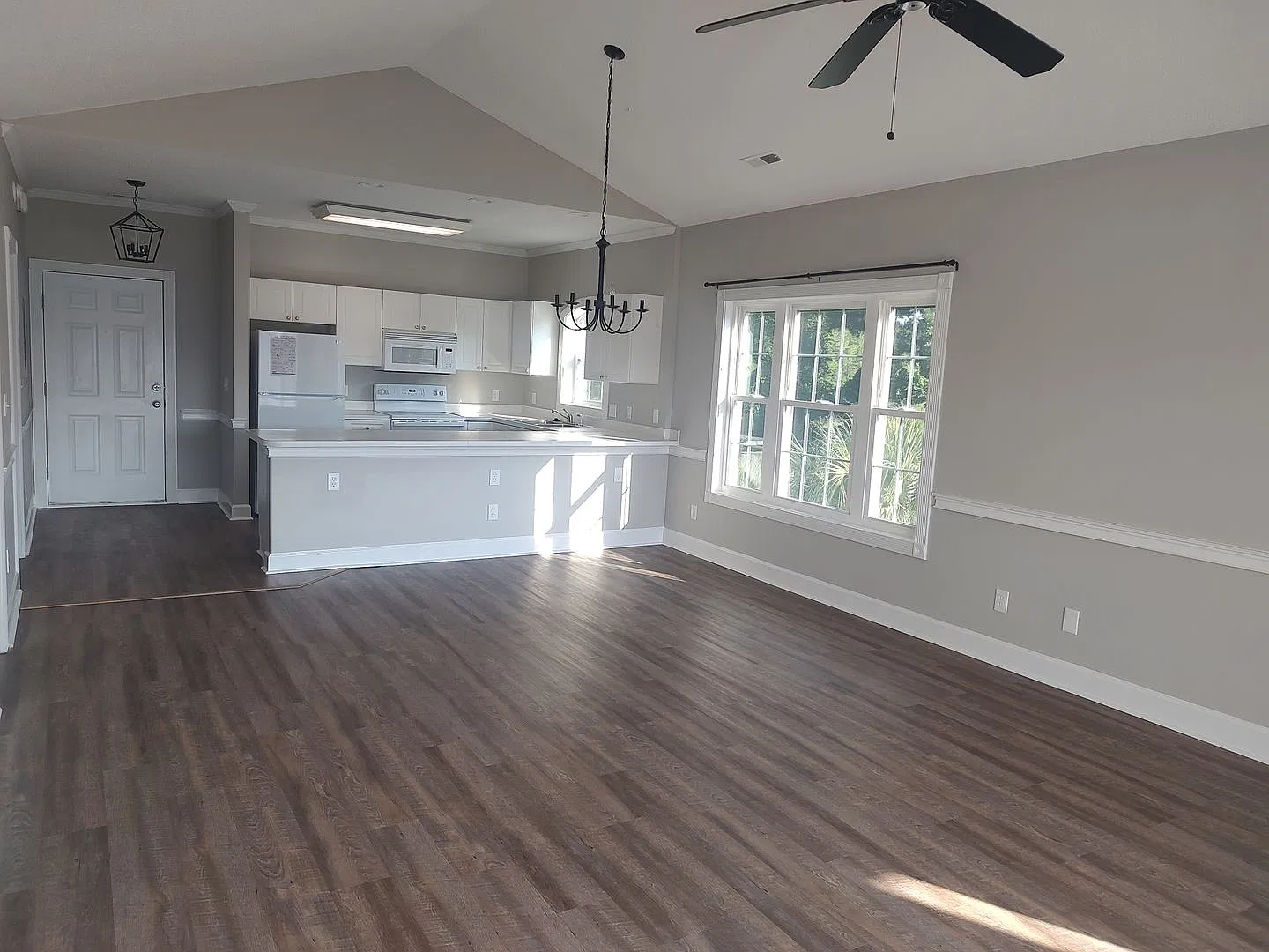 Right On The Waterway!! Amazing Icw Views From This Freshly Renovated 2bd/2ba Condo! — Photo 2