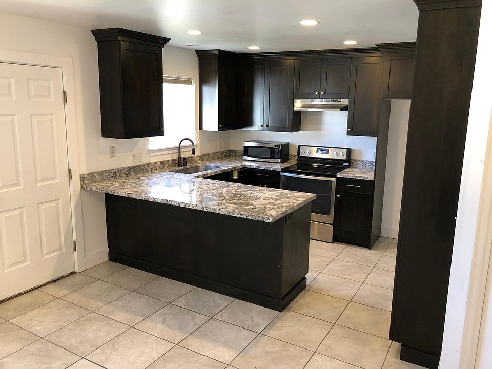1st image of 245 W 600 S