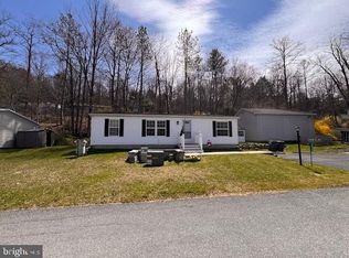 1215 Blue Mountain Cir, Saylorsburg, PA 18353