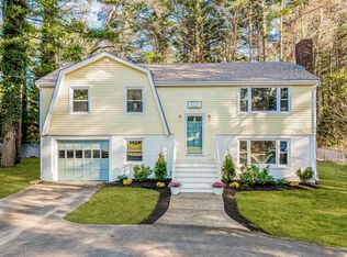 55 Quails Crossing Rd, Marion, MA 02738