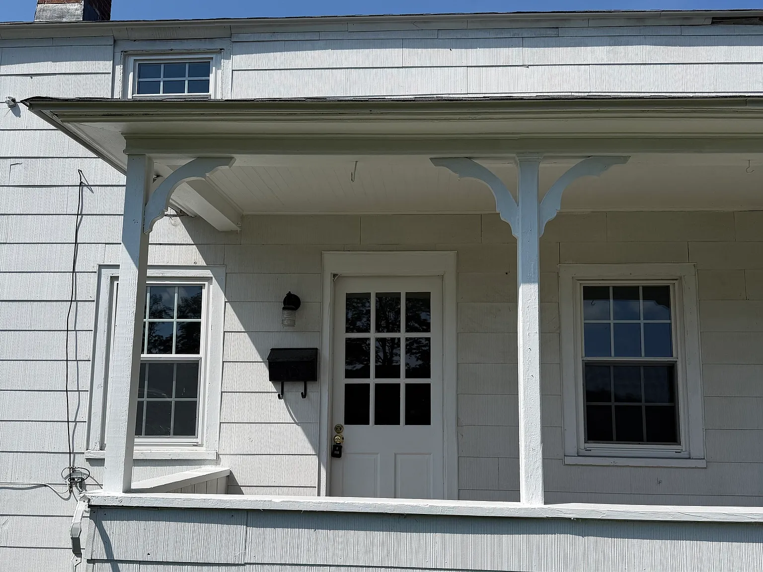 3 bed, 1.0 bath, 1992 sqft, $2,200 — Photo 1