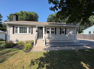 8 Fairbrook Rd, Framingham, MA 01701