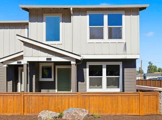 61207 Parrell Rd, Bend, OR 97702