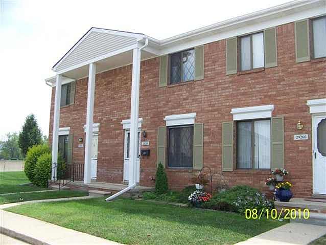 1st image of 29274 W Brittany Dr