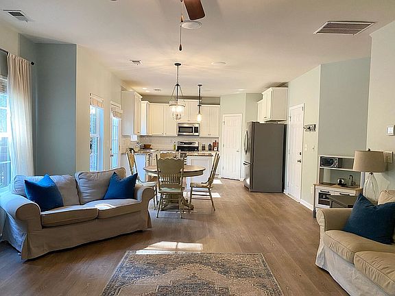 3rd image of 60 Bantry Park Dr