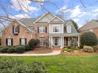 3965 Rosebriar Ln, Winston Salem, NC 27106