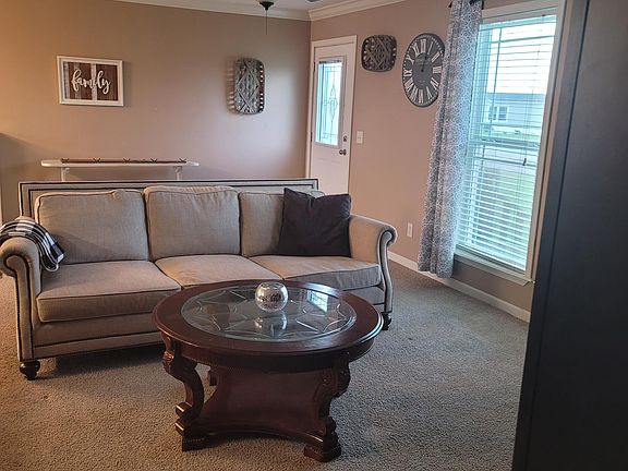 5th image of 1206 Bridlewood Dr