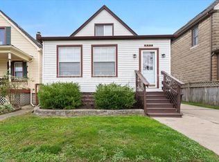 647 Elm St, Wyandotte, MI 48192