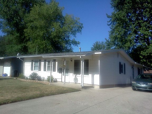 2nd image of 2313 Sequoya Dr