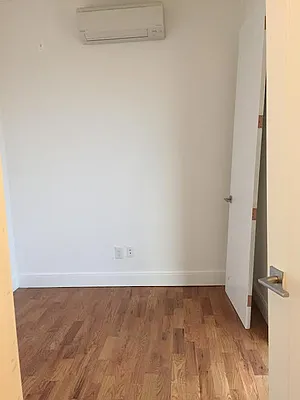 Rented by HFF Realty LLC | media 71