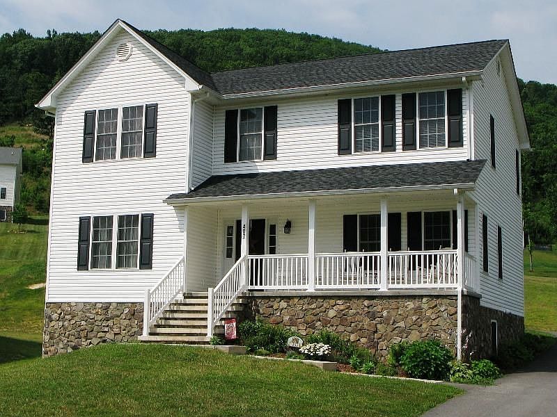 407 Teresa Lane