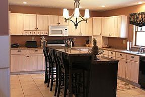 5th image of 20463 Alpine Dr