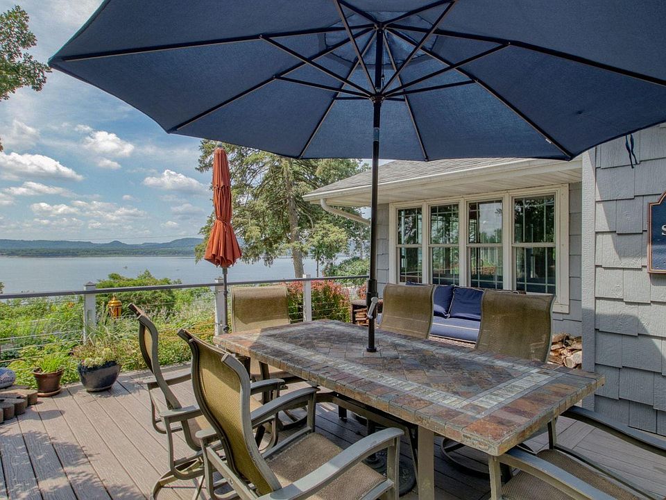 N2082 Walnut St, Stockholm, WI 54769 | Zillow