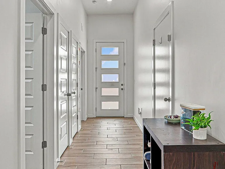 14585 John McNeely Ave — Photo 4
