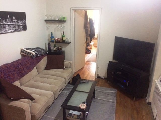 1st image of 209 E 81st St #3R