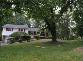 740 Eagle Rd, Newtown, PA 18940