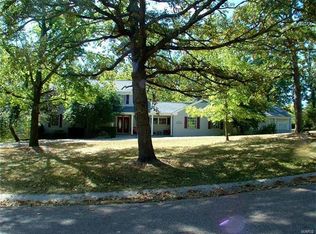 12010 Country Club Dr, Rolla, MO 65401