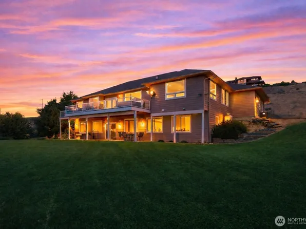 2350 10th Street NE, East Wenatchee, WA 98802