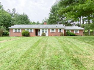 1090 Conner Grove Rd SW, Willis, VA 24380