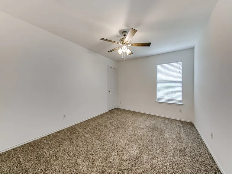 331 Lucille — Photo 9