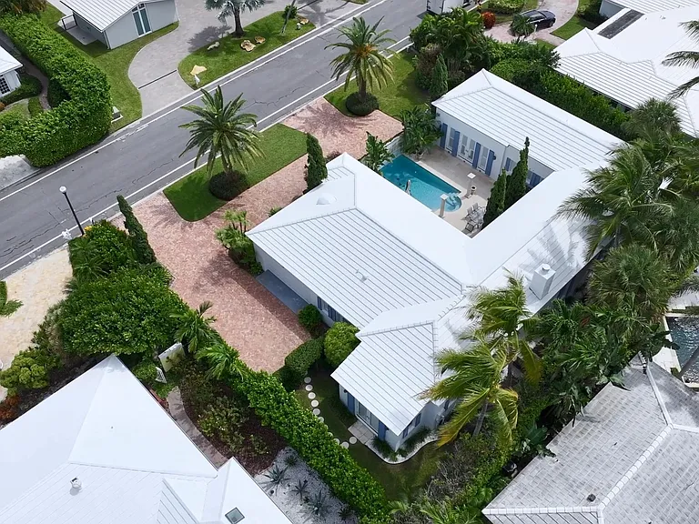 2258 Ibis Isle Rd E — Photo 24