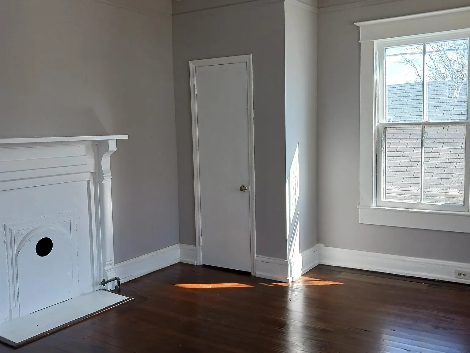 213 Campbell Street - 1 — Photo 3