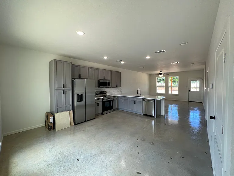2232-106 W J E Woody Rd — Photo 8