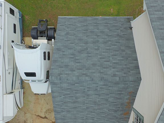 4th image of 2333 Cambridge St