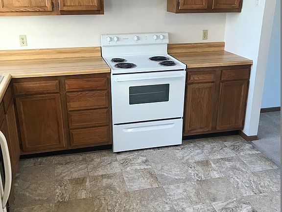 3rd image of 2803 Five Scarlet Oaks #11-2805
