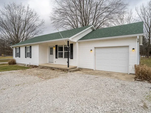 386 Mill Spgs, Fillmore, IN 46128