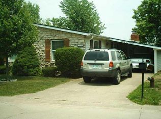49 S Fountain Lake Dr, Greenfield, IN