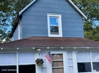 213 Ocean Ave, Island Heights, NJ 08732