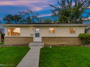 540 W Moreland Ave, Addison, IL 60101