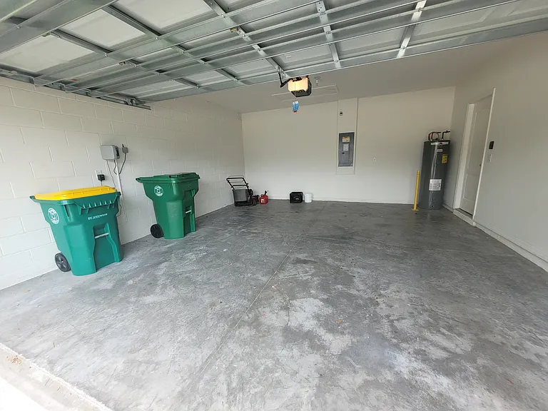 217 Duke Dr — Photo 42